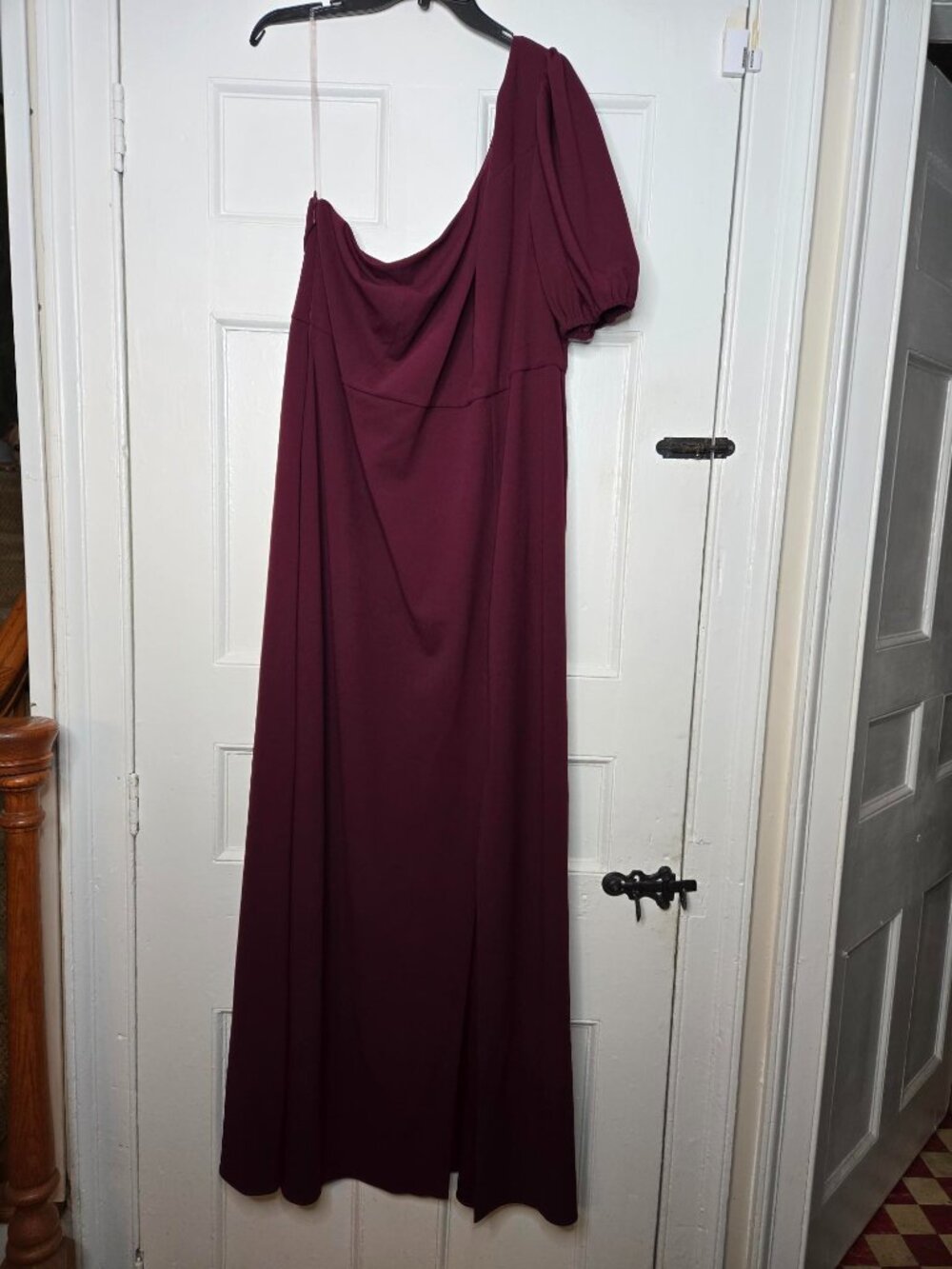 NWT Sachin + Babi Nadia One Shoulder Gown in Deep Wine, Size 20W